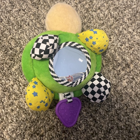 Le Bebe Favorite Baby Turtle Teething Toy - Picture 2 of 3